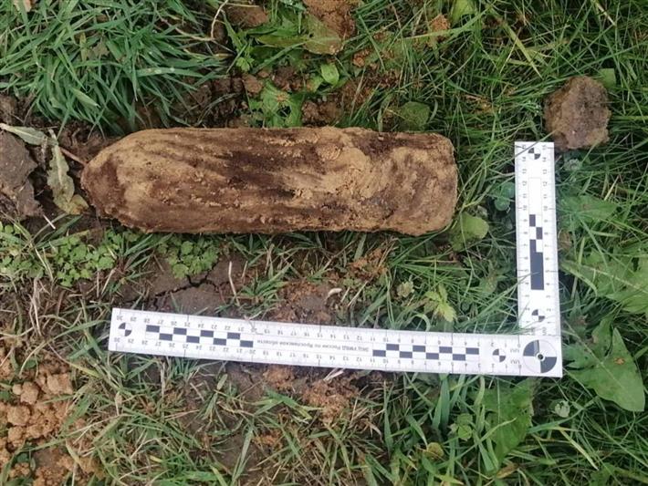 В Ярославской области взрывотехники ОМОН Росгвардии уничтожили снаряд, пролежавший в земле больше века