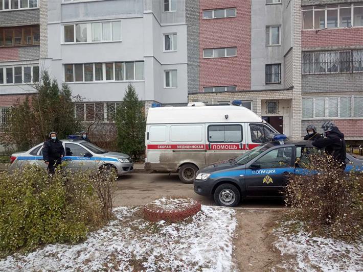 В Нижнем Новгороде росгвардеец задержал злоумышленника, открывшего стрельбу во время конфликта с врачами «скорой»