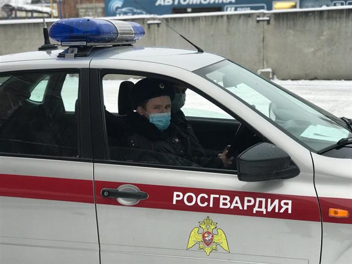 В Томске сотрудники Росгвардии пресекли факт управления автомобилем в состоянии опьянения