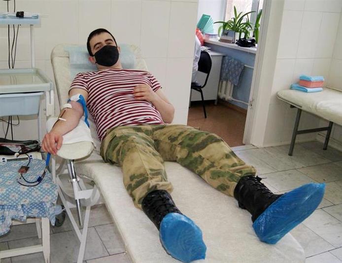 В Крыму военнослужащие Росгвардии присоединились к акции «Сдай кровь - спаси жизнь»