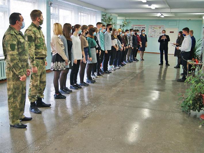 Память погибшего бойца ОМОН почтили в Абакане