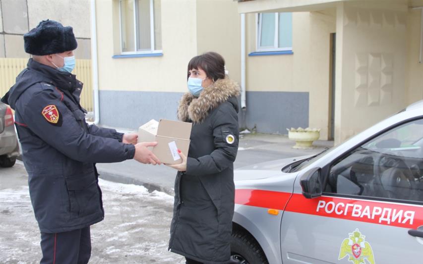 Росгвардия проводит благотворительную акцию в Тюмени