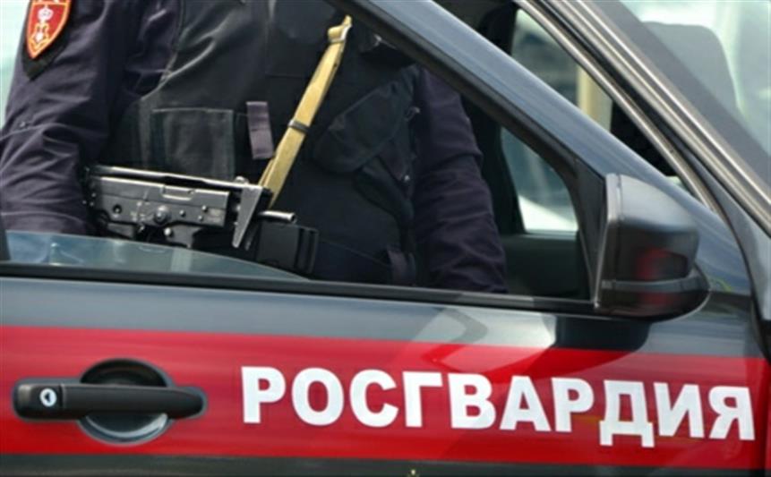 Сотрудники Росгвардии задержали злоумышленника, устроившего стрельбу в одной из хабаровских гостиниц