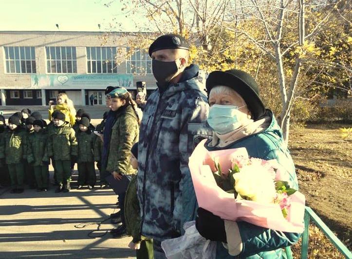 Память погибшего омоновца почтили в школе его имени в Волжском