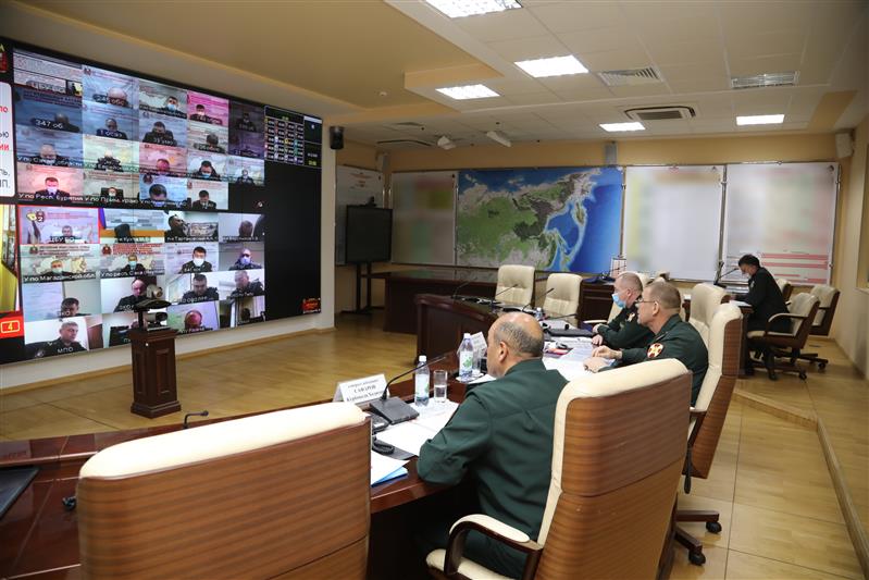 Итоговым заседанием военного совета завершился оперативный сбор руководящего состава Восточного округа Росгвардии