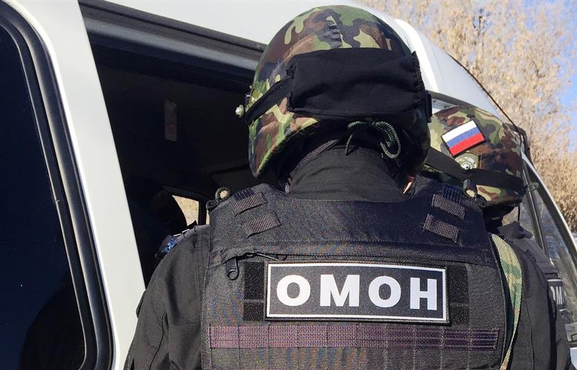 В Новосибирске при содействии Росгвардии задержан подозреваемый в незаконном обороте огнестрельного оружия и боеприпасов