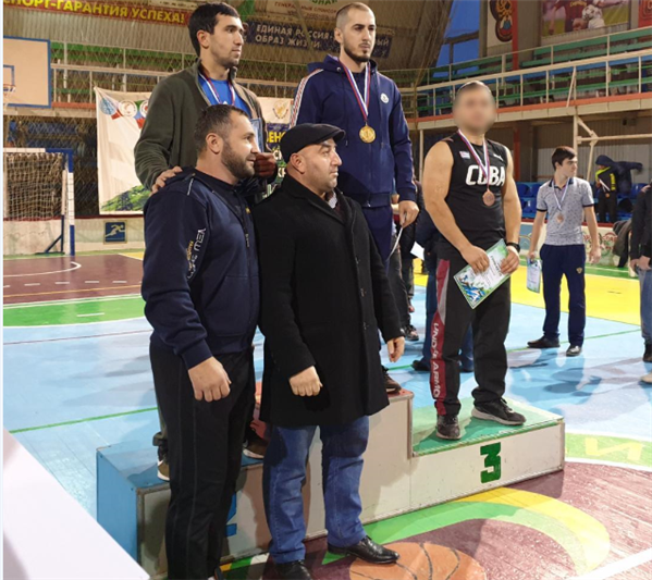 Росгвардеец стал бронзовым призёром чемпионата Дагестана по пауэрлифтингу