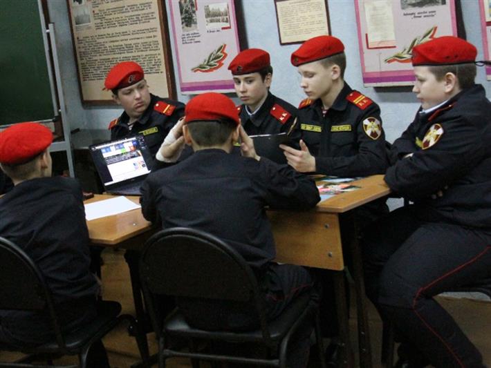 В Кузбассе юнгвардейцы создают цифровую историю о героях войск правопорядка