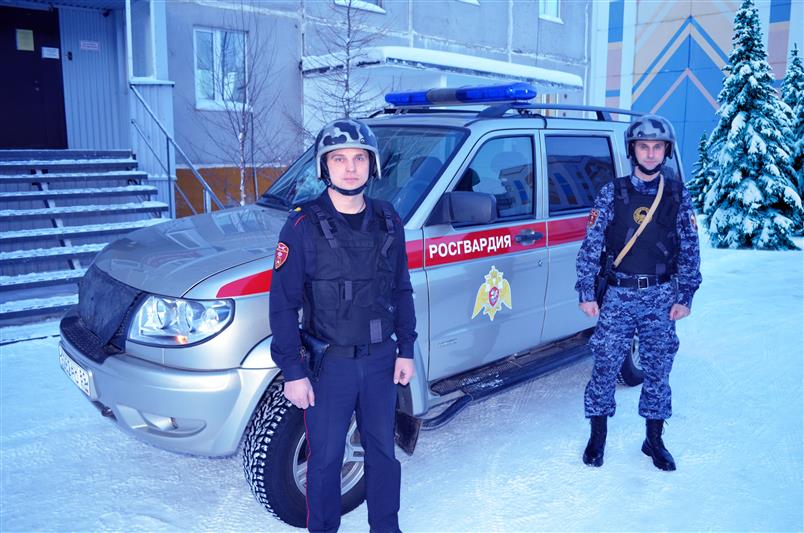 На Ямале сотрудники Росгвардии номинированы на премию «Человек года»