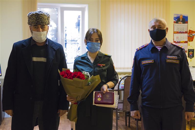 Военнослужащая Росгвардии из Ингушетии удостоена награды Комитета по делам воинов-интернационалистов
