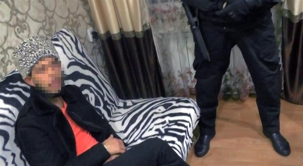 При участии оренбургского ОМОН задержан подозреваемый в мошенничестве