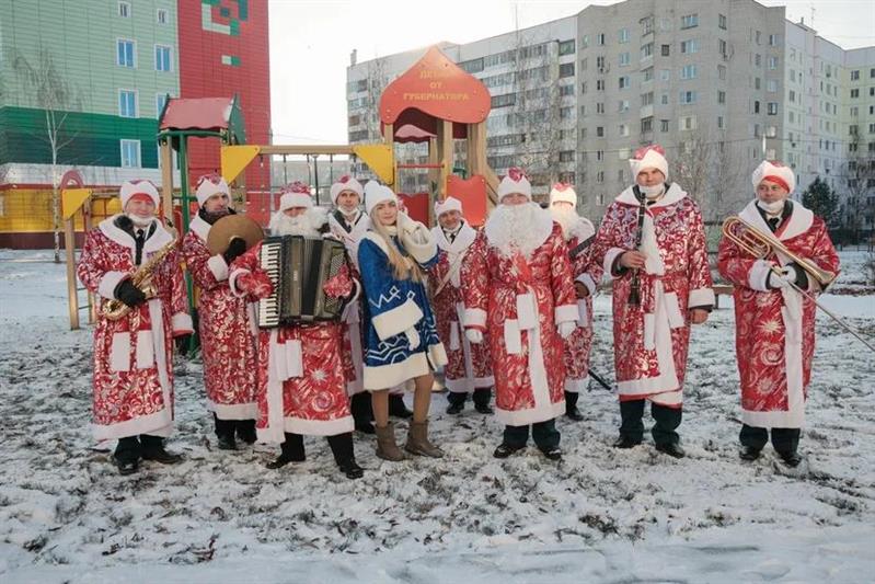 Росгвардейцы и участница шоу «Голос. Дети» поздравили маленьких пациентов тульских больниц с наступающим Новым годом