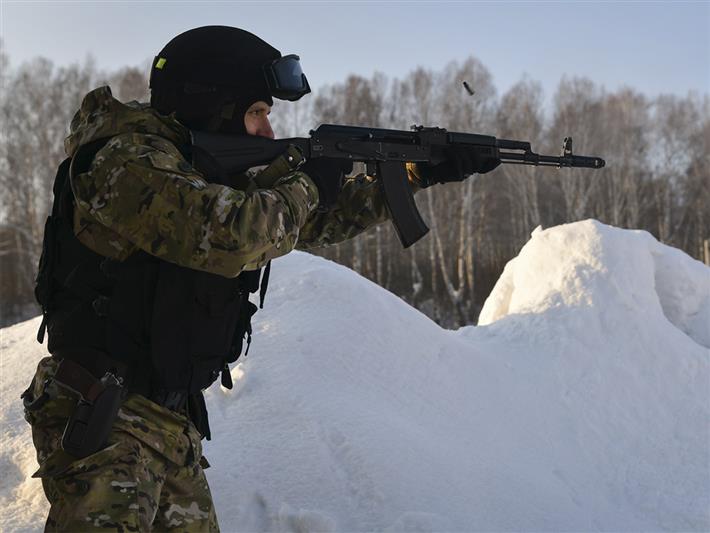 В Сибирском округе Росгвардии начался зимний период обучения