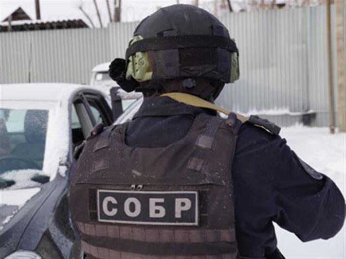 В Москве при участии СОБР Росгвардии задержаны подозреваемые в разбойном нападении на пенсионерку