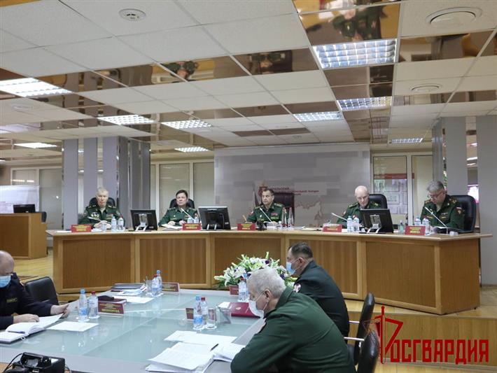 В Уральском округе Росгвардии состоялся военный совет