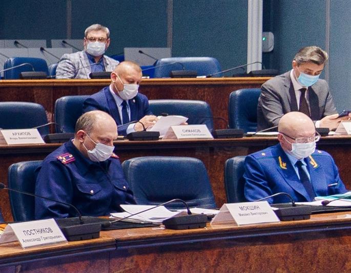 Начальник Управления Росгвардии по ХМАО – Югре принял участие в обсуждении вопросов обеспечения правопорядка в регионе