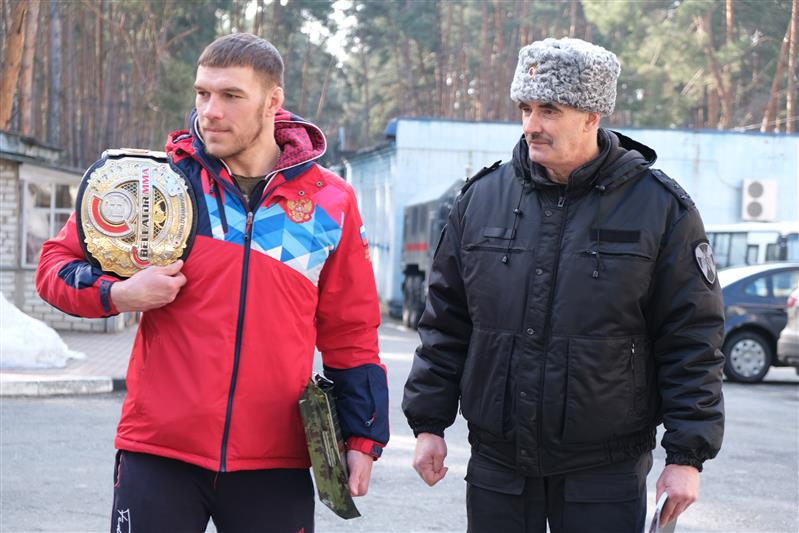 Чемпион мира и Европы по боевому самбо Вадим Немков принял участие в проекте «Один день со спецназом Росгвардии»