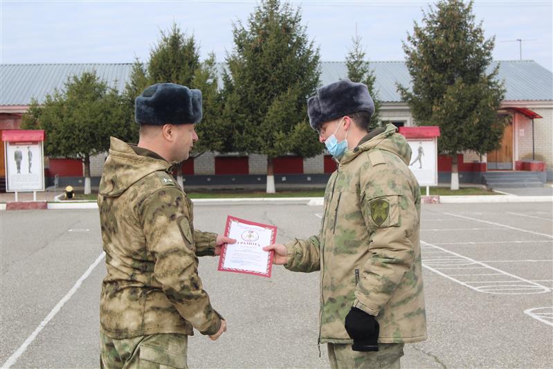 В НАУРСКОМ ПОЛКУ РОСГВАРДИИ СОСТОЯЛИСЬ ПРАЗДНИЧНЫЕ МЕРОПРИЯТИЯ В ЧЕСТЬ ДНЯ ВЕДОМСТВА