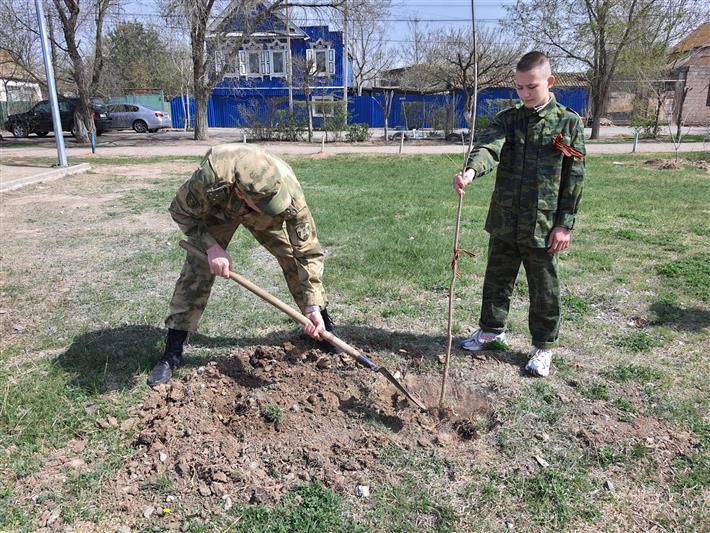 Военнослужащие Росгвардии в Астрахани присоединились к патриотической акции, приуроченной к 76-летию Победы в Великой Отечественной войне