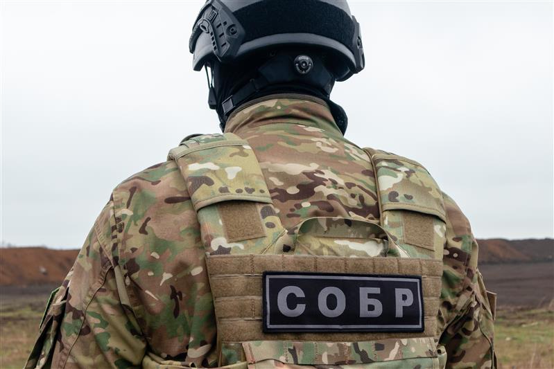 При содействии СОБР Росгвардии в Армавире задержан один из подозреваемых в покушении на убийство местного жителя