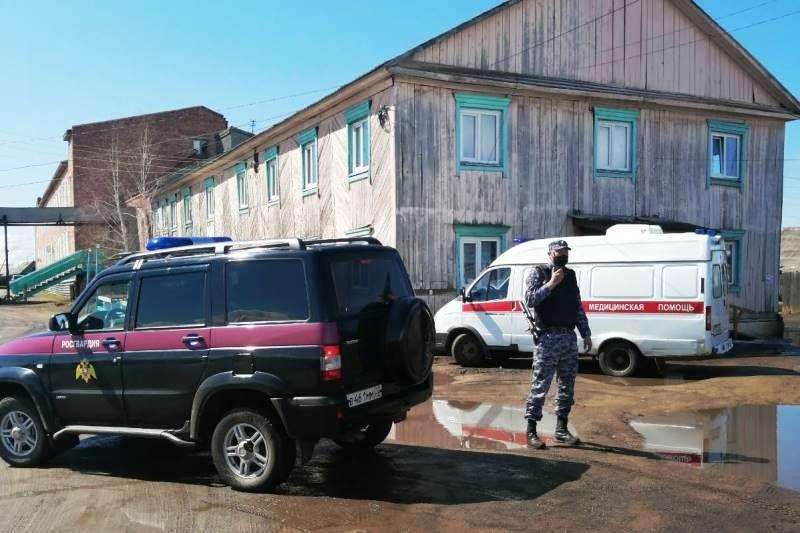 В Бурятии росгвардейцы оказали помощь попавшему под машину ребёнку