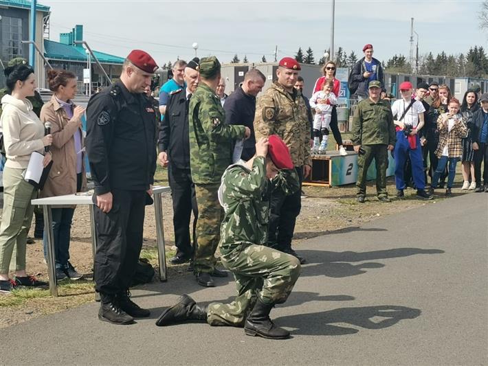 В Карелии при участии Росгвардии проведён военно-патриотический сбор допризывной молодёжи