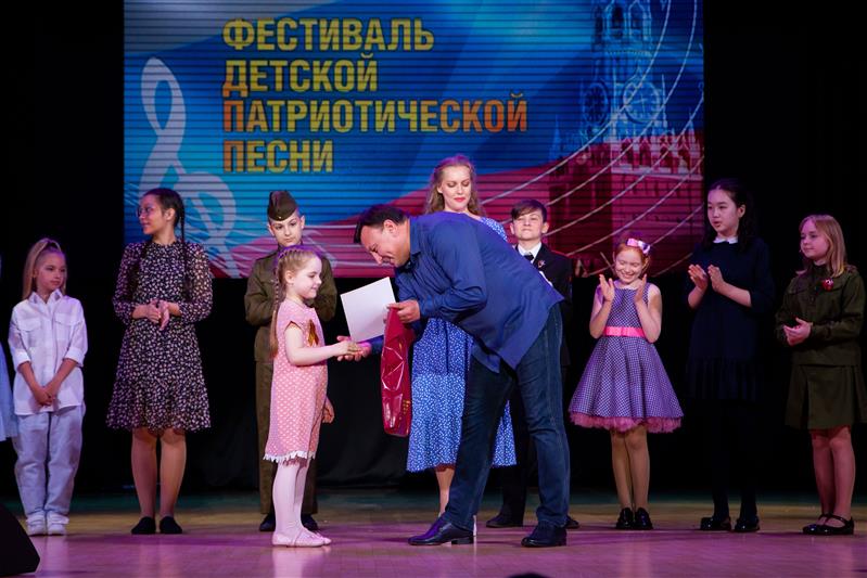 В дивизии имени Дзержинского подвели итоги 1 этапа фестиваля детской патриотической песни