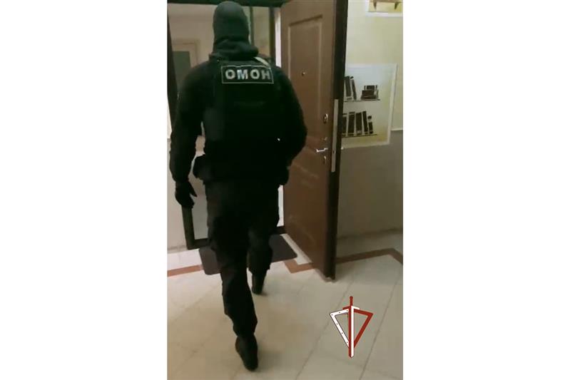 В Югре бойцы ОМОН Росгвардии оказали содействие в проведении оперативно-следственных мероприятий (видео)