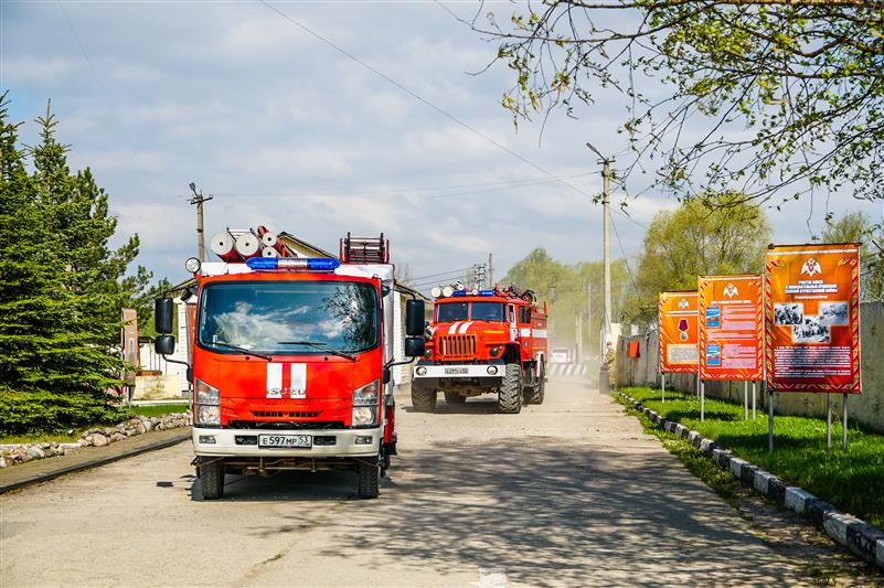 В Новгородской области сотрудники Росгвардии приняли участие в пожарно-тактических занятиях