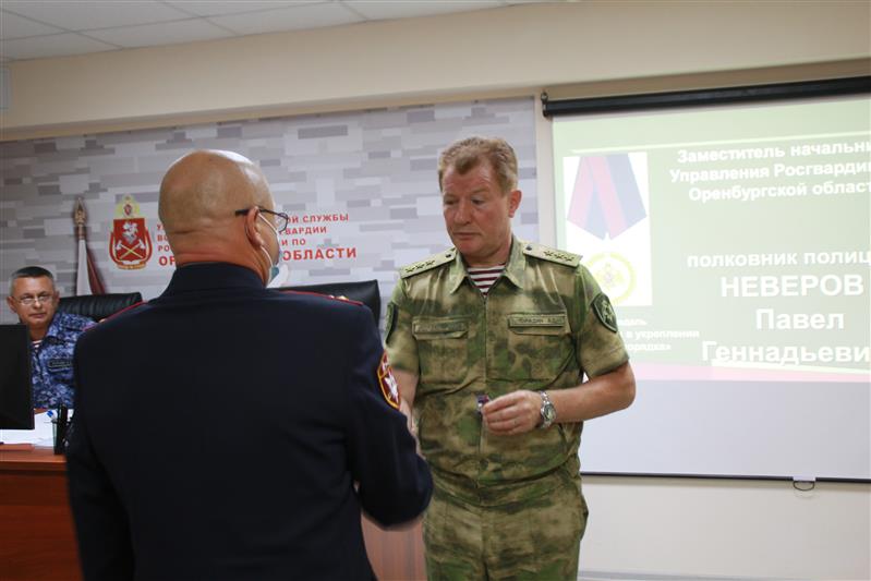 Командующий Приволжским округом Росгвардии проверил подразделения ведомства в Оренбургской области