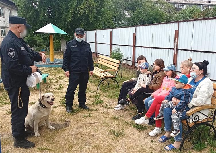 В Уральском округе проходят мероприятия в рамках всероссийского проекта «Каникулы с Росгвардией»
