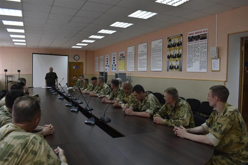 В Уральском округе Росгвардии завершился сбор специалистов РХБ защиты