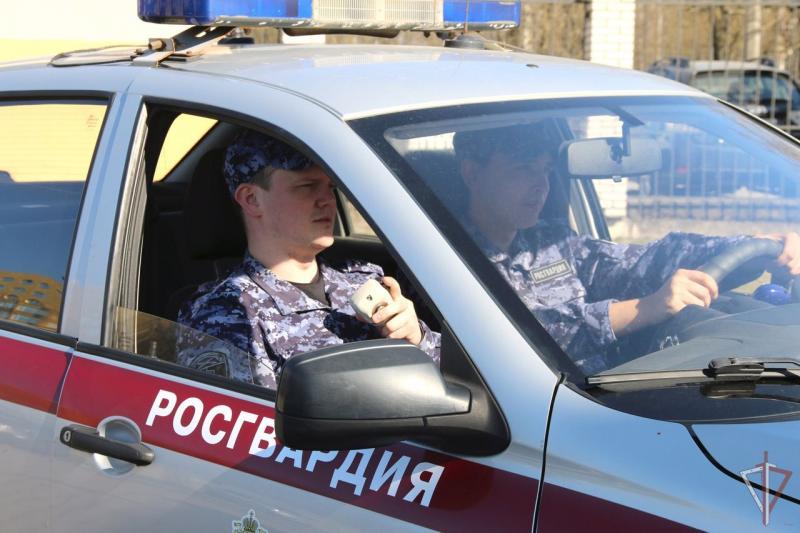 Росгвардейцы задержали подозреваемого в разбойном нападении на пожилого екатеринбуржца