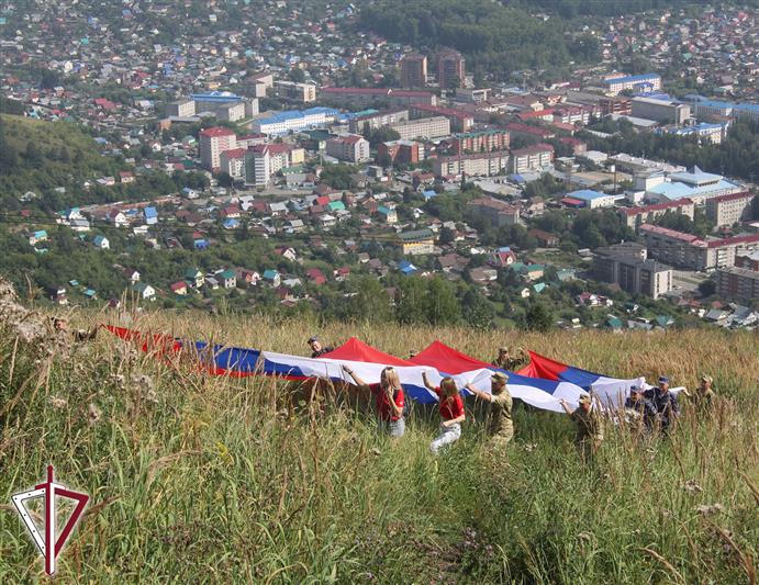 Росгвардейцы приняли участие в мероприятиях, посвященных Дню Государственного флага Российской Федерации