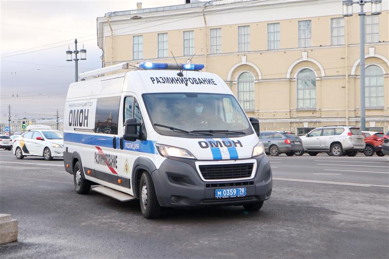 Взрывотехники петербургского ОМОН Росгвардии дважды за сутки обследовали неразорвавшиеся боеприпасы времен войны