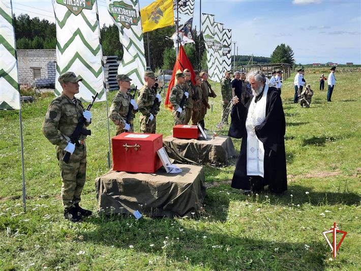 Военнослужащие калиновского соединения Росгвардии приняли участие в акции «На страже памяти»