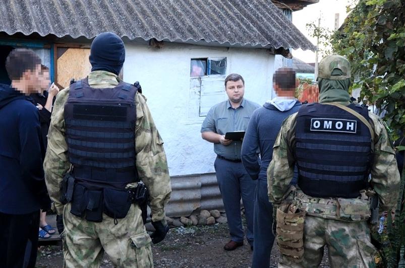 При участии Росгвардии в Адыгее задержан подозреваемый в незаконном хранении и сбыте наркотиков