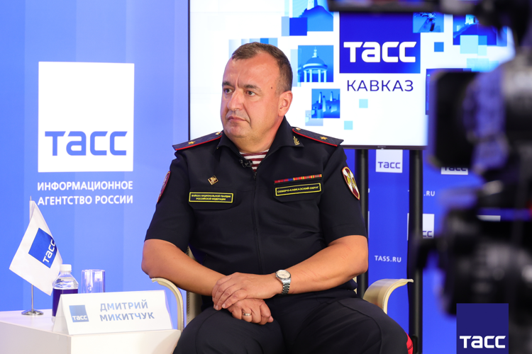 Заместитель командующего Северо-Кавказским округом Росгвардии в пресс-центре «ТАСС Кавказ» ответил на вопросы о контроле за оборотом оружия