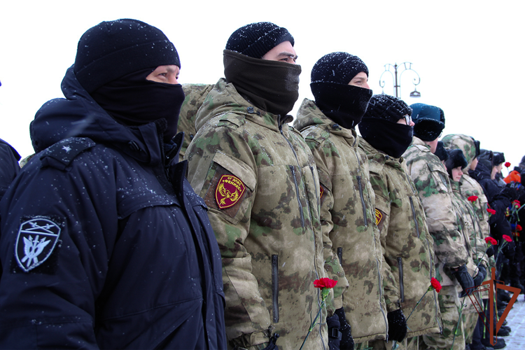 Росгвардейцы провели памятные мероприятия, приуроченные к 83-й годовщине победы в Сталинградской битве