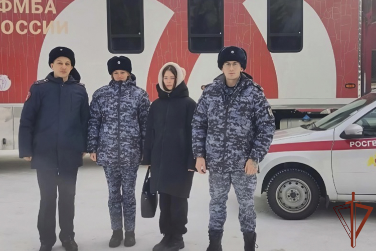 В Снежинске сотрудники вневедомственной охраны Росгвардии приняли участие в донорской акции