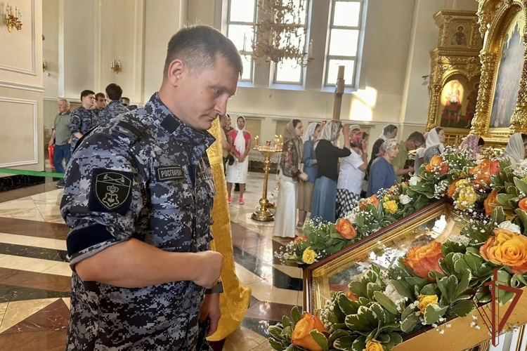 В Приволжье росгвардейцы приняли участие в праздновании Дня Крещения Руси и памяти равноапостольного князя Владимира (видео)