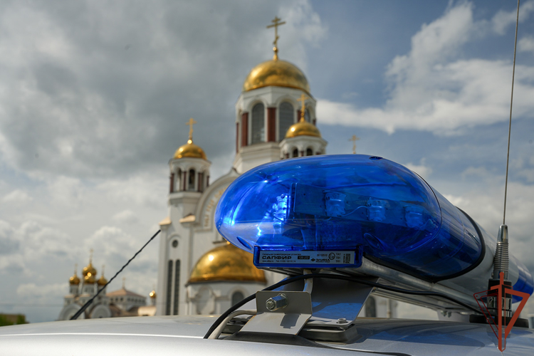 На Урале сотрудники Росгвардии обеспечили правопорядок в Вербное воскресенье и на крупных массовых мероприятиях