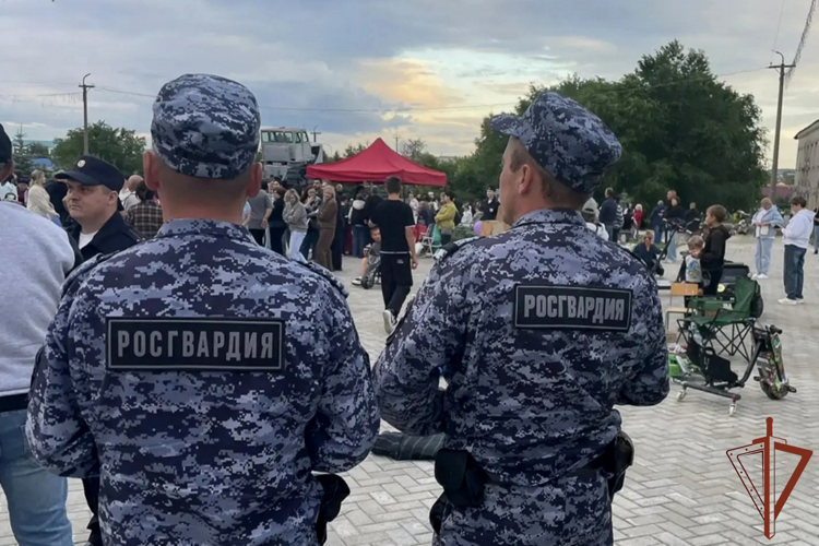 Росгвардейцы обеспечили безопасность крупных массовых мероприятий на Урале