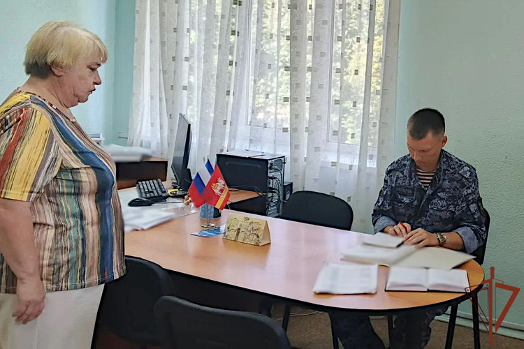 Комплексные проверки безопасности объектов образования с участием Росгвардии продолжаются на Урале
