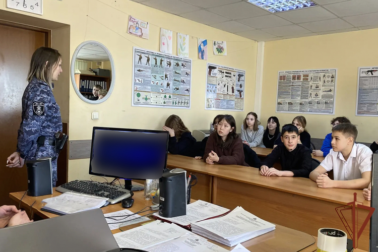 В Уральском округе Росгвардии проходят праздничные и патриотические мероприятия в преддверии юбилея ведомства