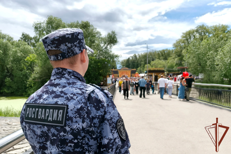 Росгвардия обеспечила безопасность крупных фестивалей и праздников на Урале в минувшие выходные