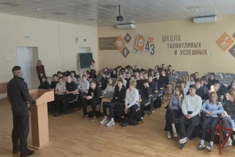 В Уральском округе Росгвардии проходят военно-патриотические и памятные мероприятия