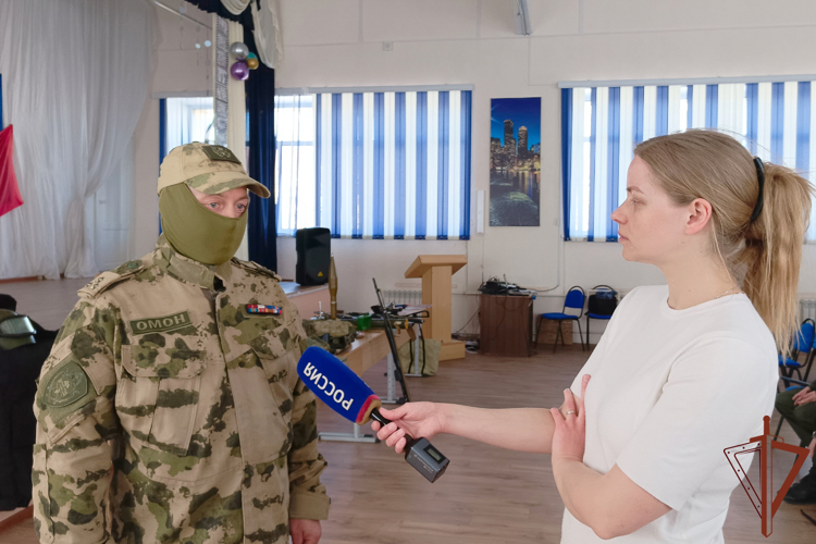 Представители Уральского округа Росгвардии провели патриотические мероприятия для подрастающего поколения в Челябинске и Кургане