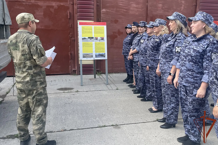 В Уральском округе Росгвардии стартовал летний период подготовки