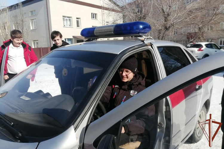 В Уральском округе Росгвардии проходят военно-патриотические и памятные мероприятия